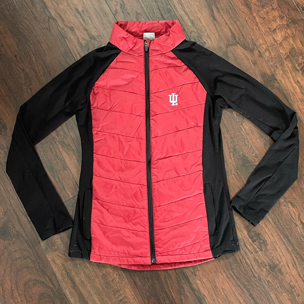 Women’s IU Jacket Smoke free home